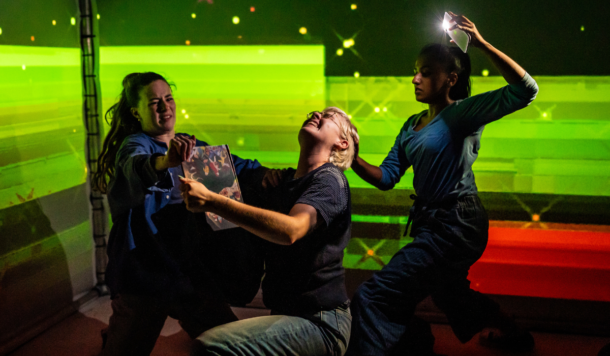 Feel Me Tour Booking Header